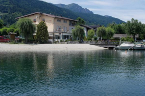 Hotel La Piroga Calceranica Al Lago